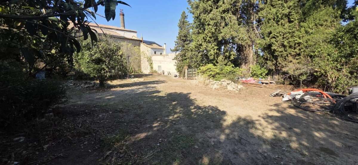 Terrain à MARCORIGNAN