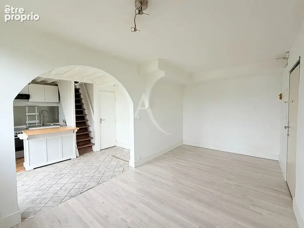 Appartement Noisiel 1 pièce(s) 33.88 m2 - photo 1