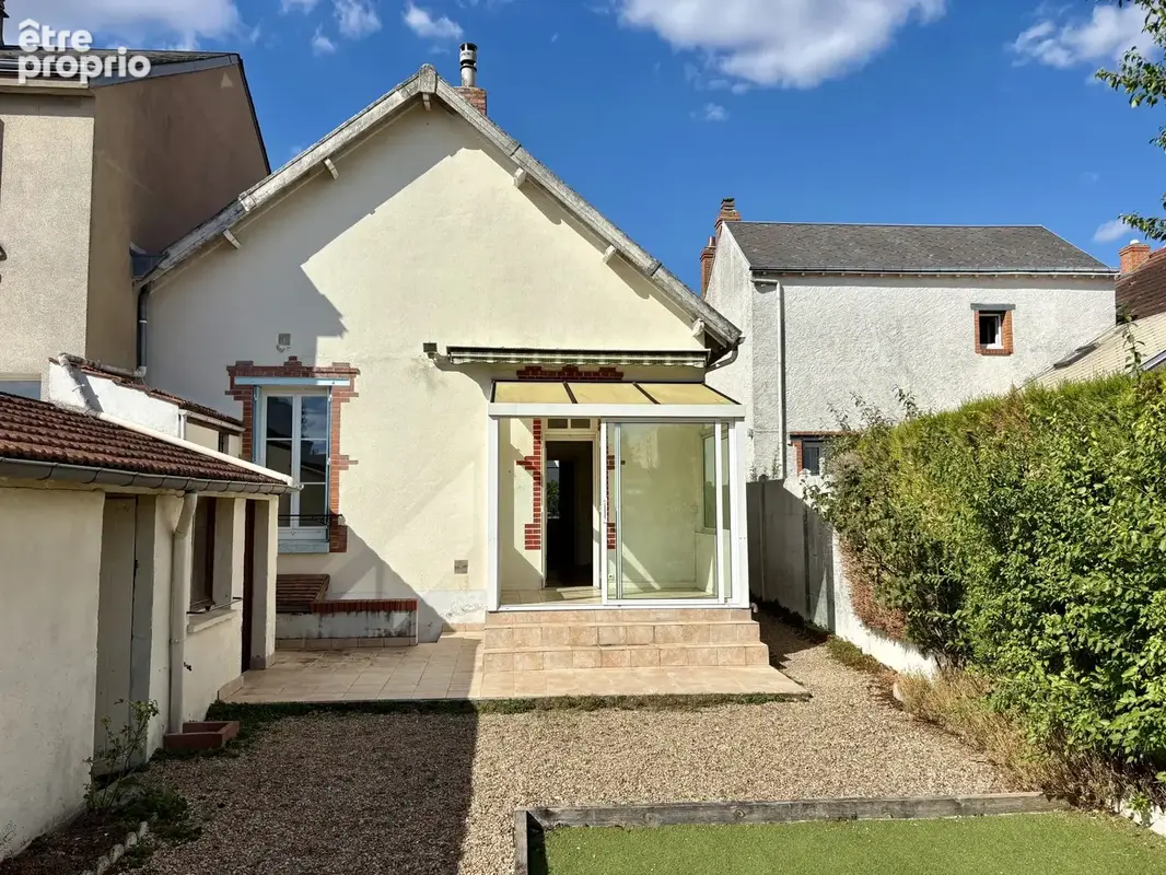 Maison 4 pièces 80 m² à vendre à Orleans (45000) - photo 2