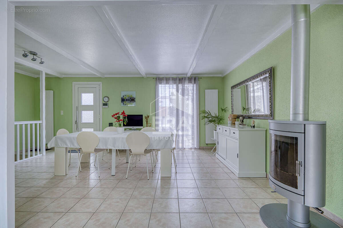 Villa 166m² à viry - photo 9