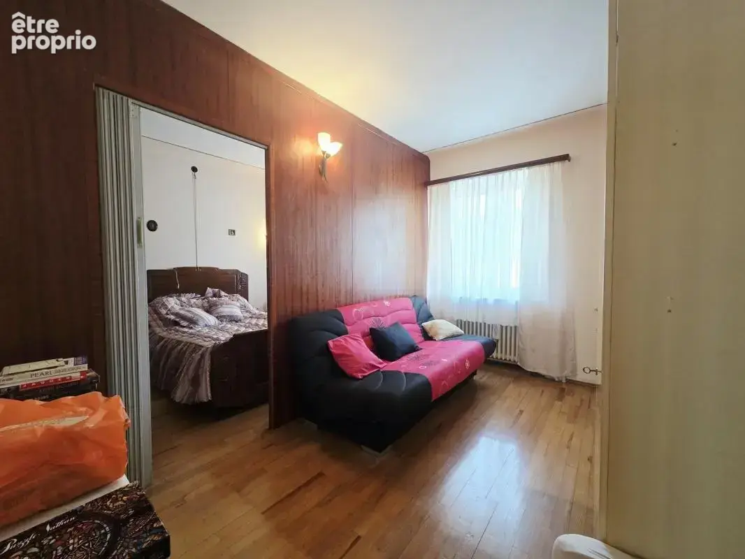 Maison 4 pièces de 110 m² avec grand terrain et dépendances — Stiring- - photo 7