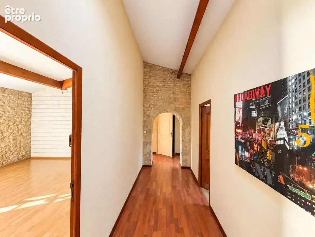 Saint-rogatien – maison de ville de 145 m² au charme de l’ancien - photo 5
