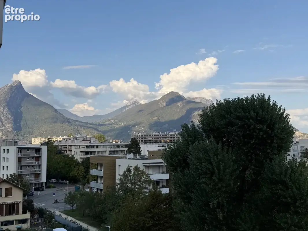 HIDRI IMMO PLUS vous propose en Exclusivité un appartement 2 pièces avec balcons et cave à Seyssinet-Pariset - photo 14