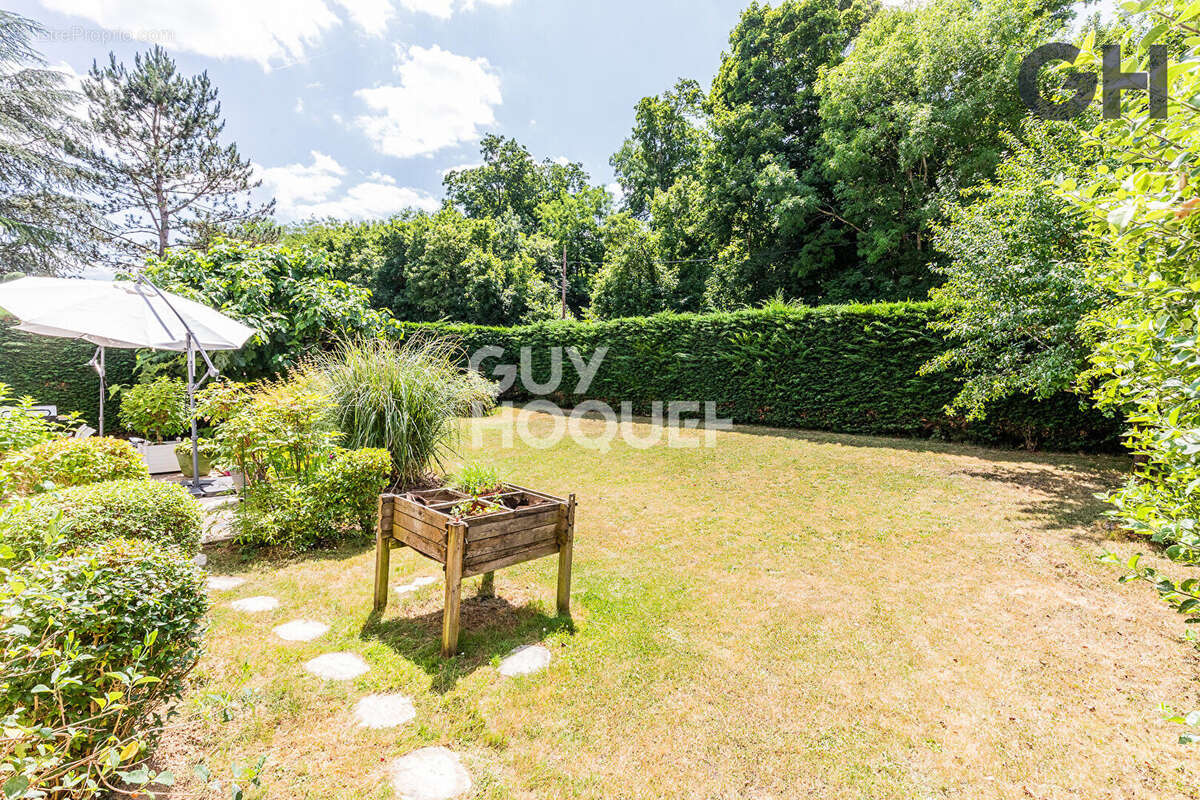 Maison à SOISY-SUR-SEINE