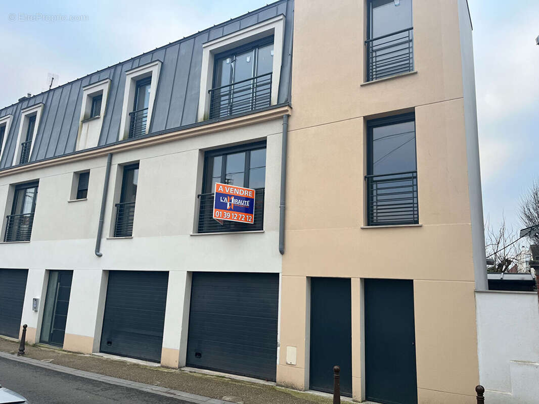 Appartement à MAISONS-LAFFITTE