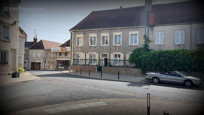 Appartement à CHATEAUMEILLANT