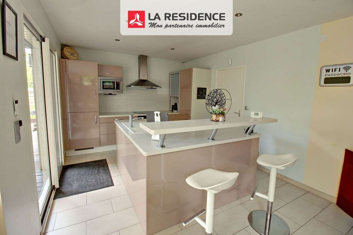 Maison 190 m² à Conflans-Sainte-Honorine  - photo 4