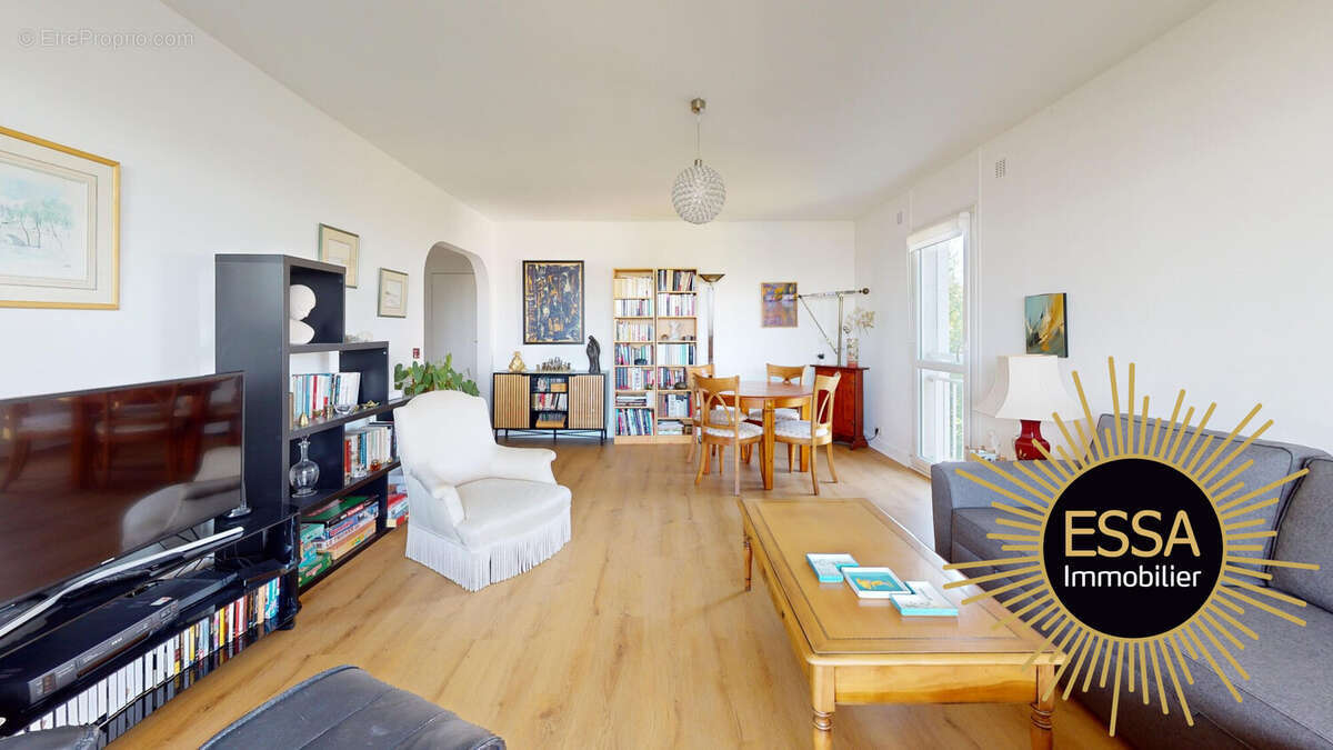 Appartement à VELIZY-VILLACOUBLAY
