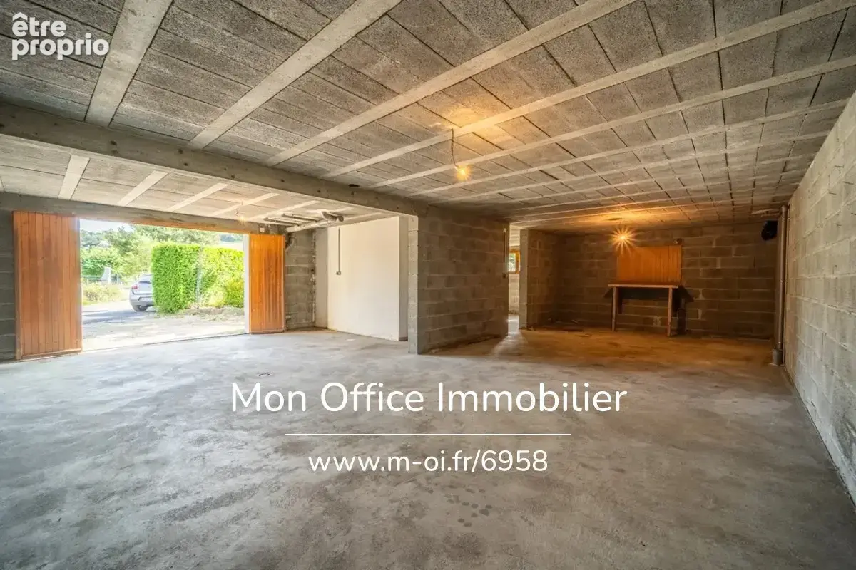 Référence : 6958-TCA. - Maison 5 pièces - jardin plat de plus de 1000m2 - garage - à raffraichir (74330 La Balme de Sillingy sec - photo 11