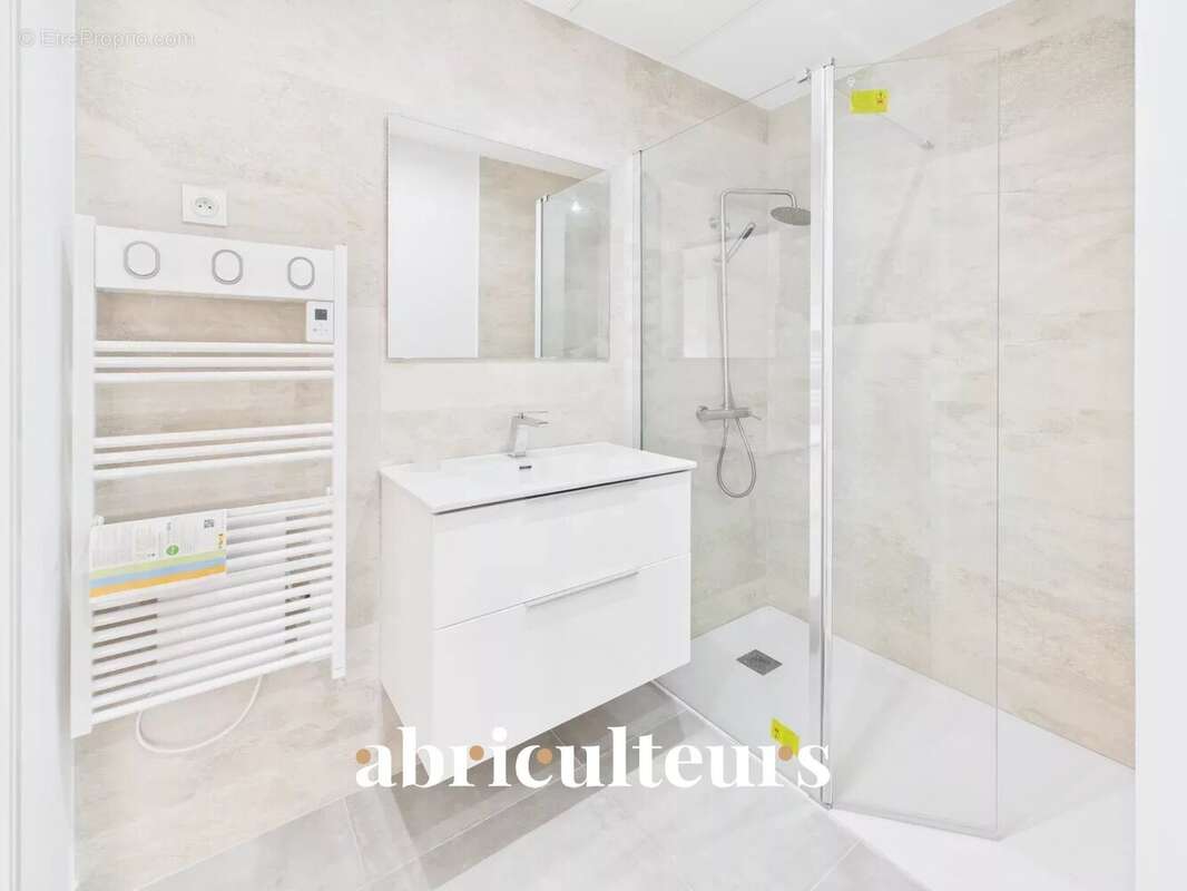 Appartement à FAYENCE