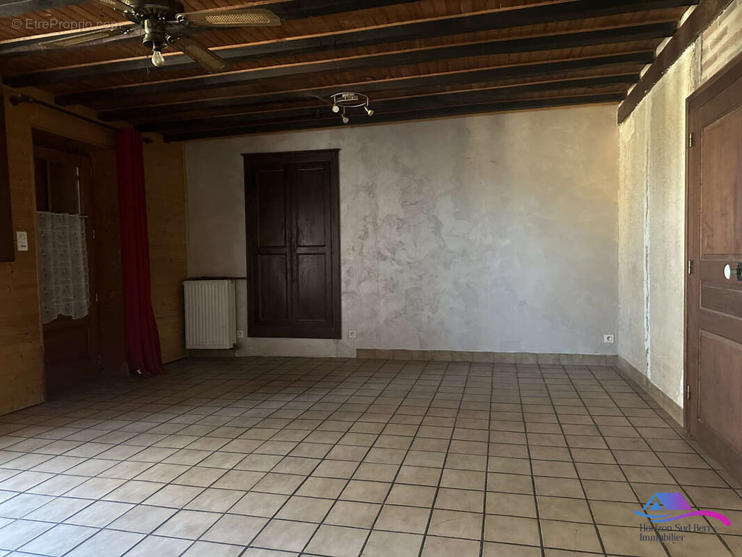 Séjour - Maison à SAINT-PRIEST-LA-MARCHE