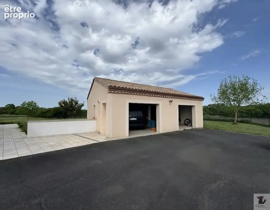 Maison de plain-pied avec 3 chambres, double garage et annexe de 88 m2 sur 4 300 m2 ! - photo 7