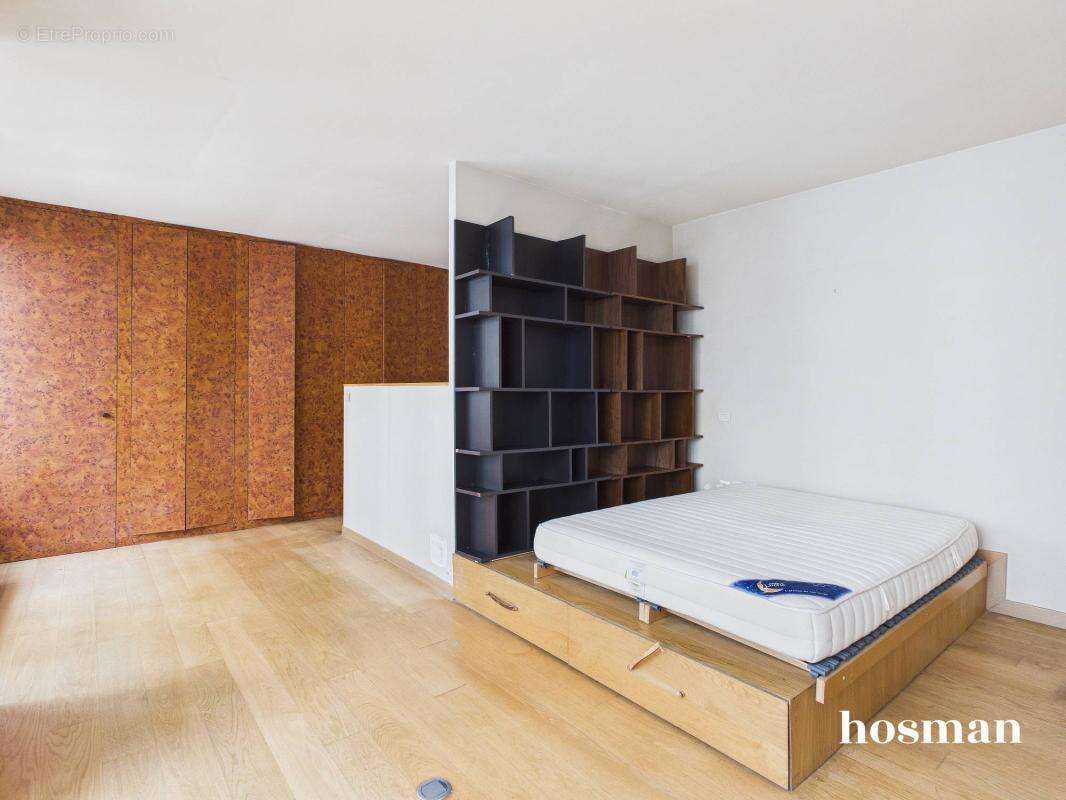 Appartement à PARIS-10E