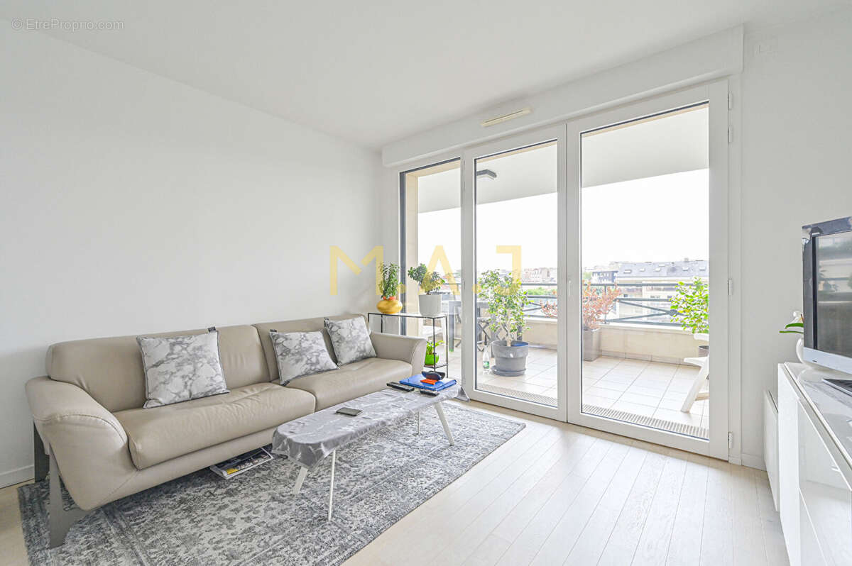 Appartement Le Perreux Sur Marne 3 pièce(s) 68.80 m2 - photo 2