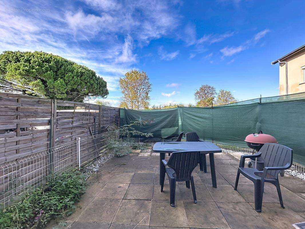 Appartement à SAINT-SYMPHORIEN-D&#039;OZON