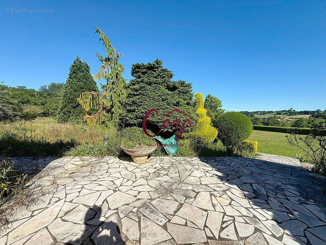 Maison à CAMBLANES-ET-MEYNAC