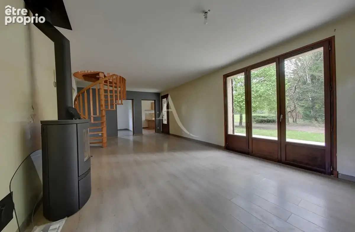 Maison 5 chambres et terrain à Négrepelisse, secteur boisé et verdoyant - photo 5