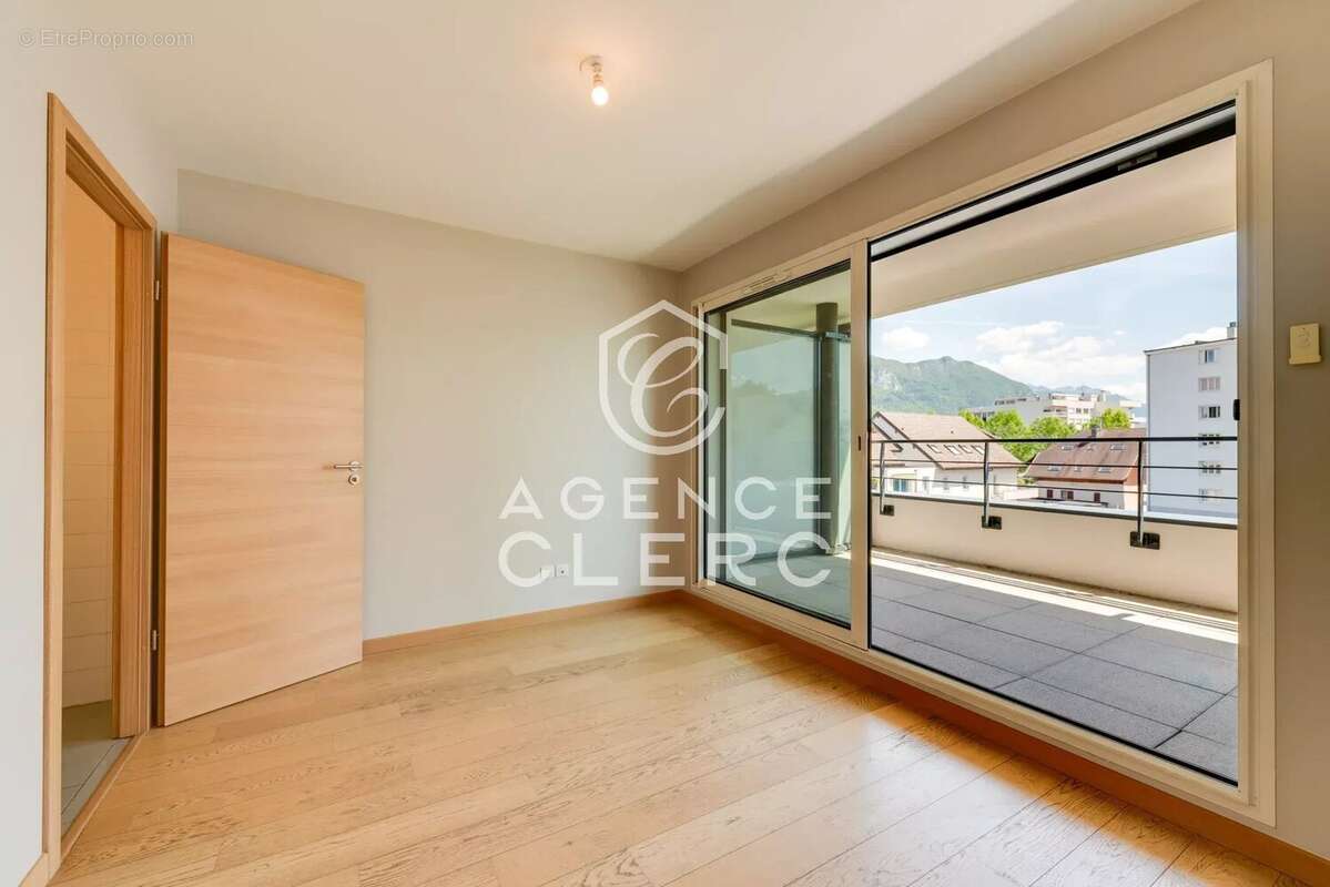 Appartement à ANNECY-LE-VIEUX