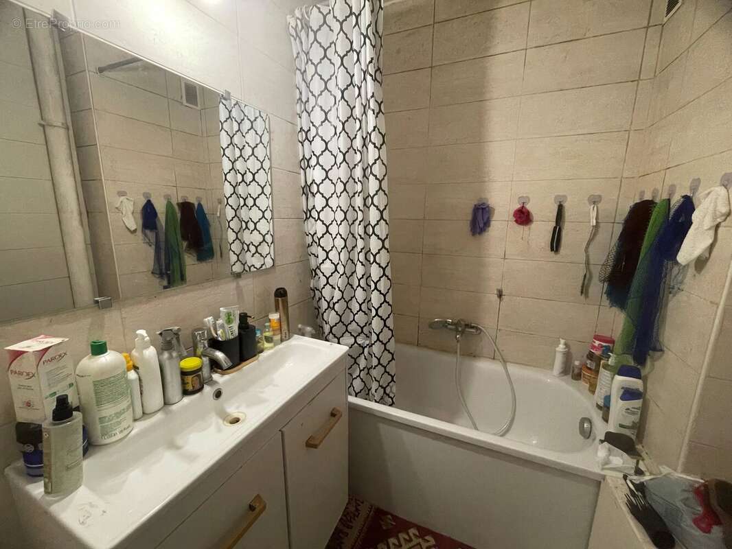 Appartement à MARSEILLE-14E