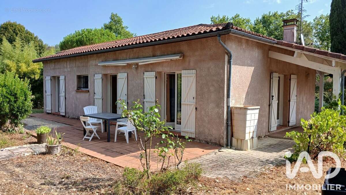 Maison 92 m² à Montpezat-De-Quercy  - photo 3