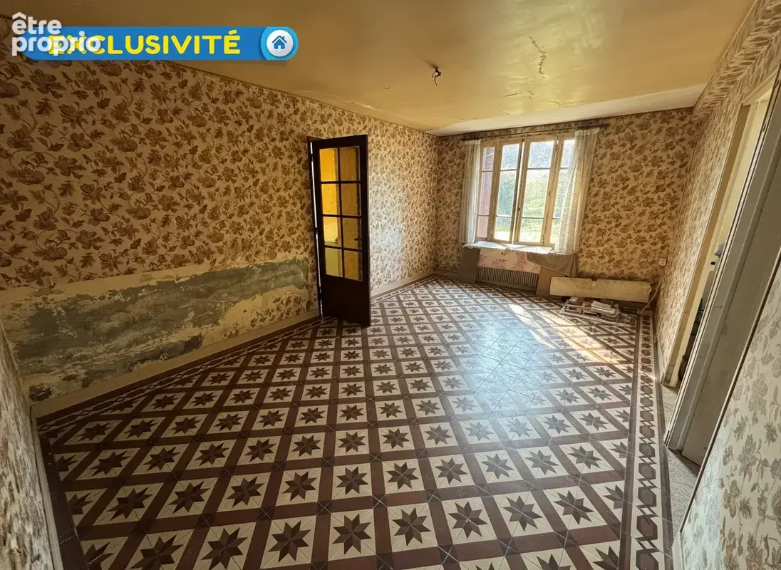 EXCLUSIVITE ! Fermette à rénover d'environ 77 m2 avec combles aménageables à Vitry-aux-Loges. - photo 2
