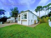 Maison à SAINT-GEORGES-DE-DIDONNE