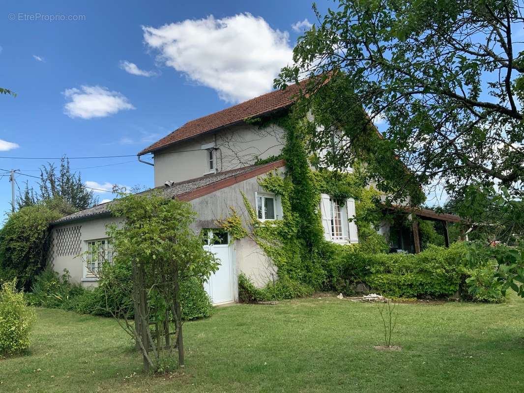 Maison à VICQ-SUR-GARTEMPE