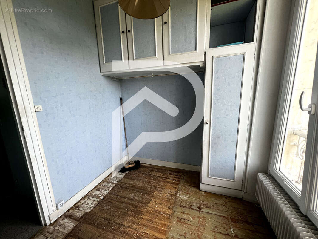 Appartement à CORBEIL-ESSONNES