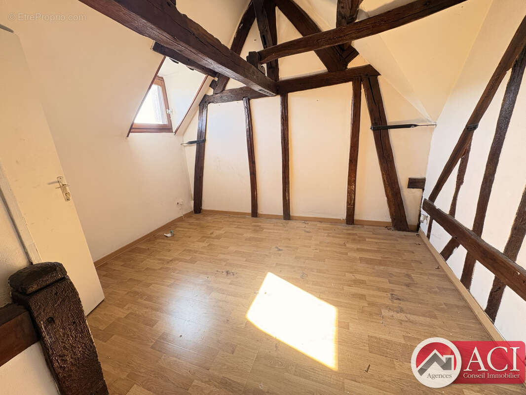 Appartement à MERU