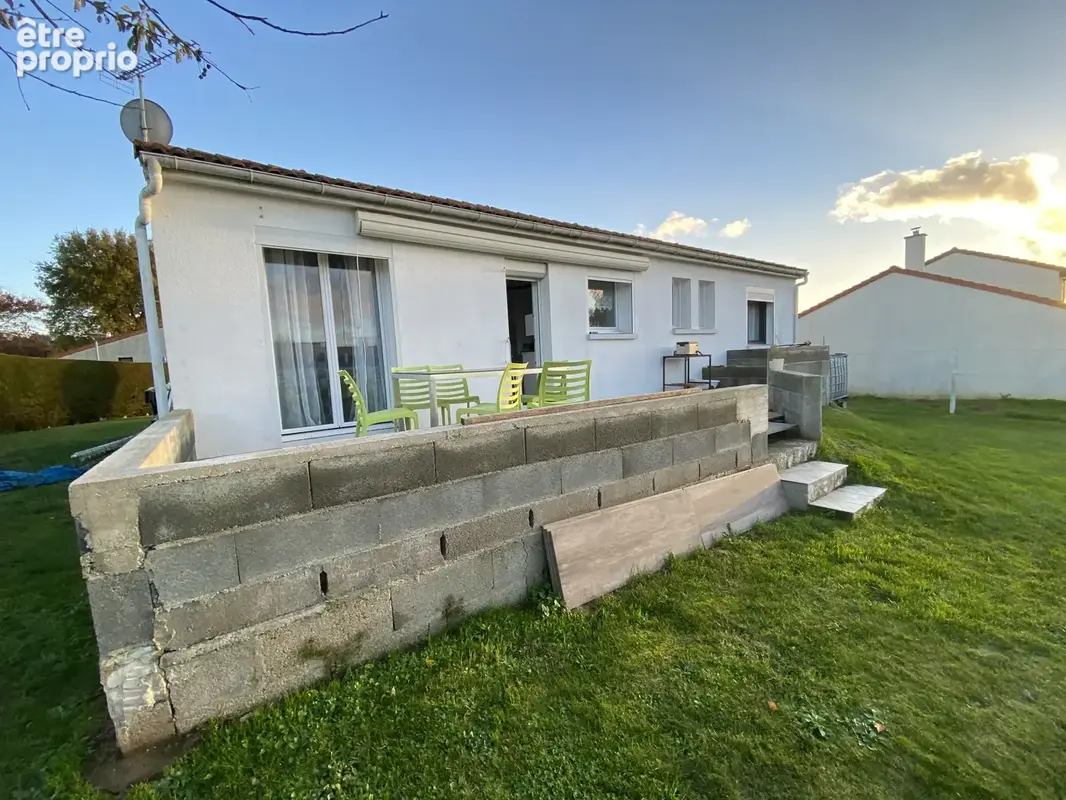 Maison avec sous sol total et panneaux solaires - photo 12