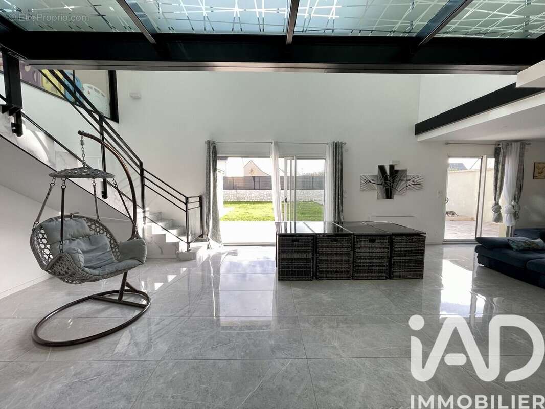 Photo 2 - Maison à MONTBAZON