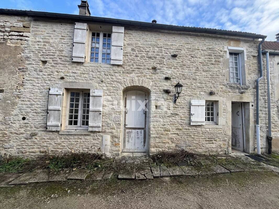 Appartement à SAINT-MORE