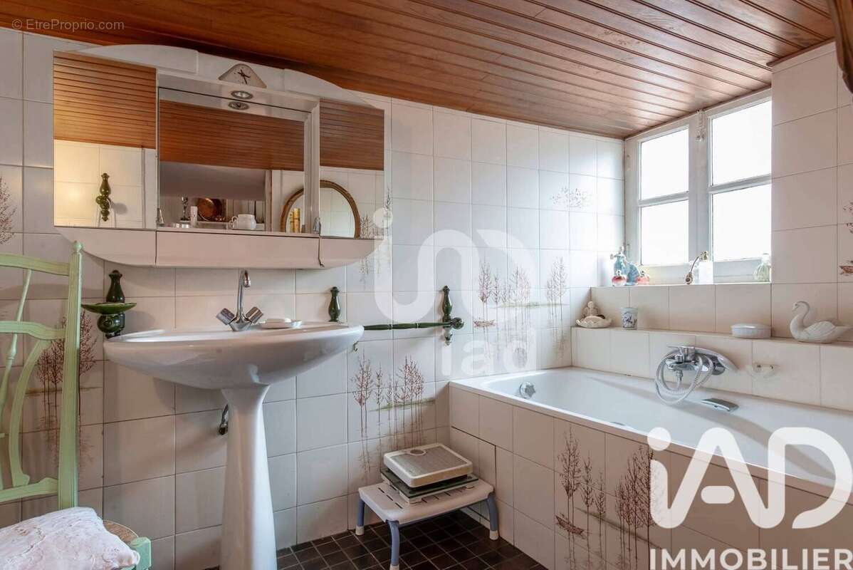 Maison 157 m² à Flagy  - photo 6