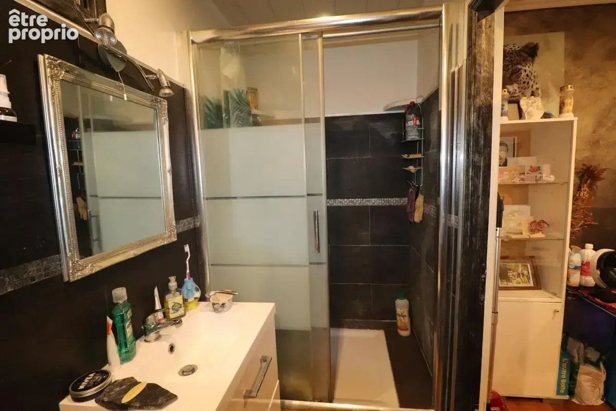 Appartement À Vendre F2 44 m² en duplex - photo 8