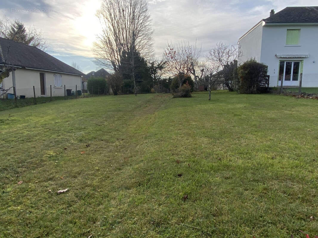 Maison à ARNAC-POMPADOUR