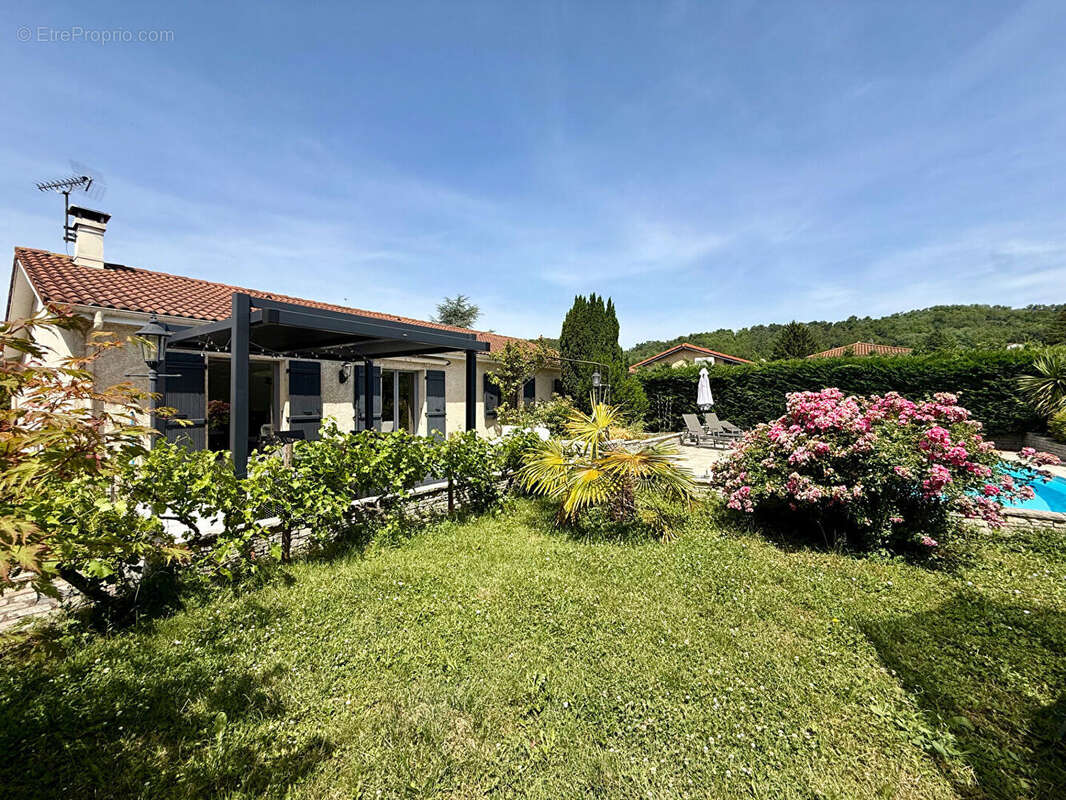 Maison à LA BOISSE