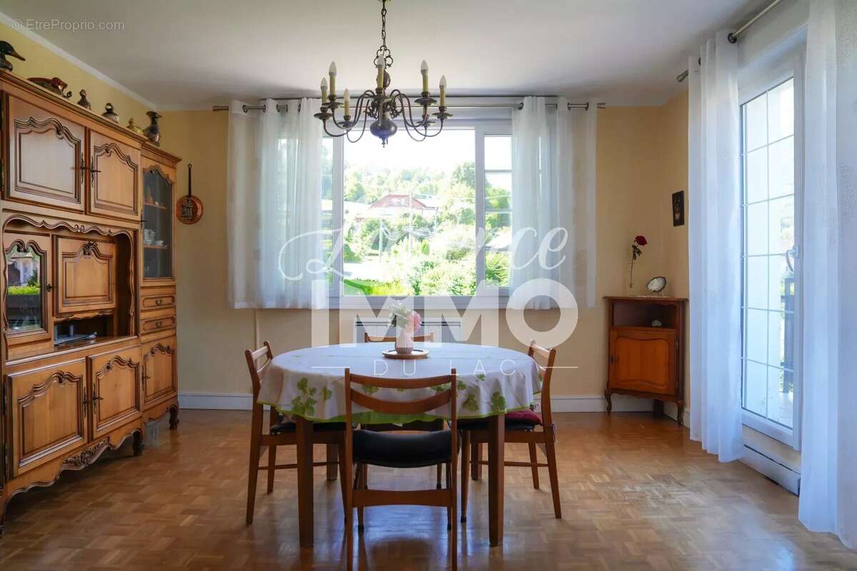 Maison à SAINT-JORIOZ