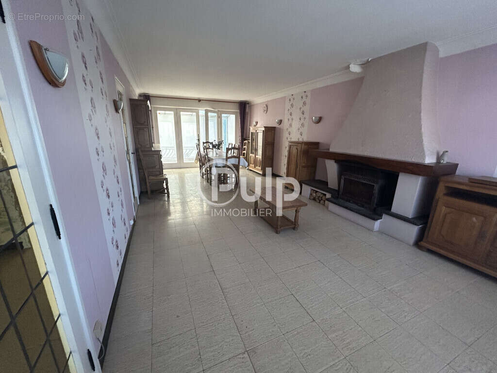 Beuvry - superbe maison individuelle de 175 m² sur 737 m² de terrain - photo 4