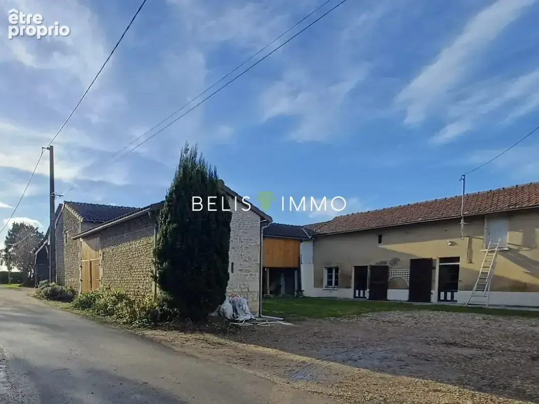 Photo Maison à Faye-La-Vineuse au prix de 449 350€