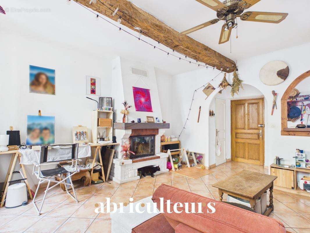 Appartement à CALLIAN