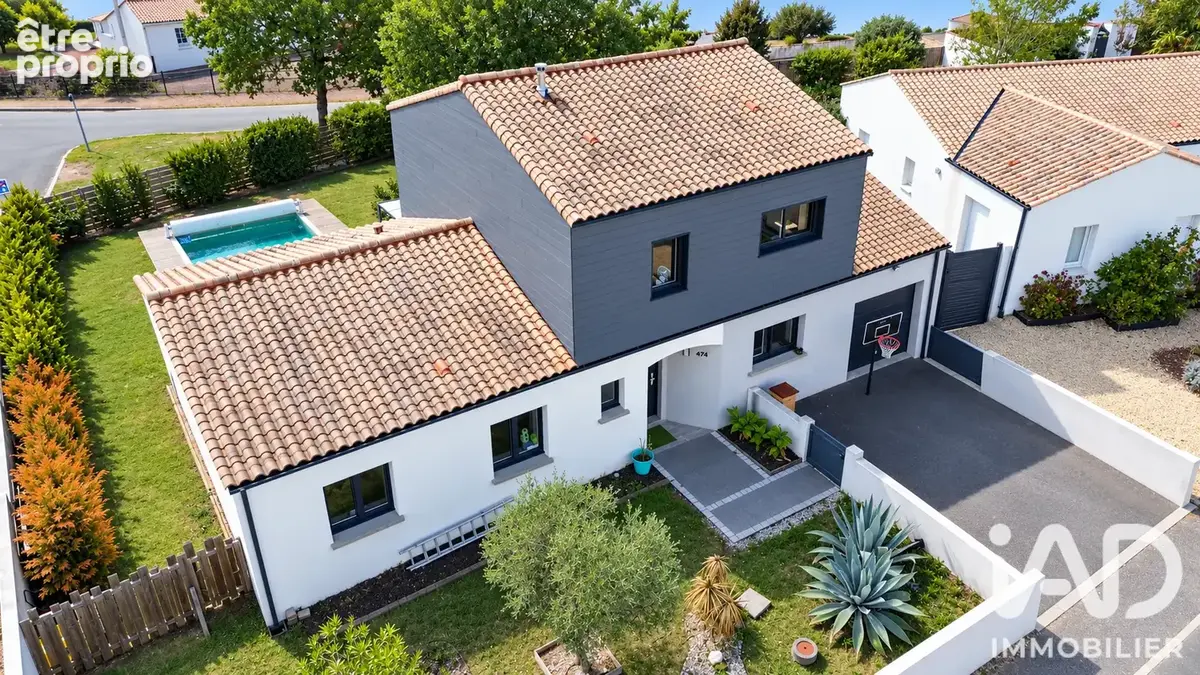 Photo 1 - Maison à TALMONT-SAINT-HILAIRE