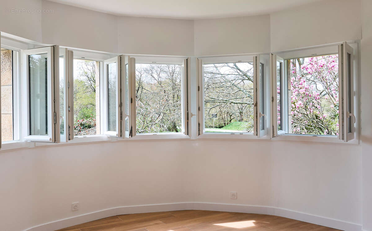 Maison à LOCOAL-MENDON