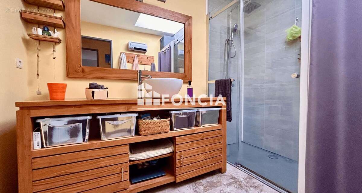 Maison à SAINT-GENIS-DES-FONTAINES