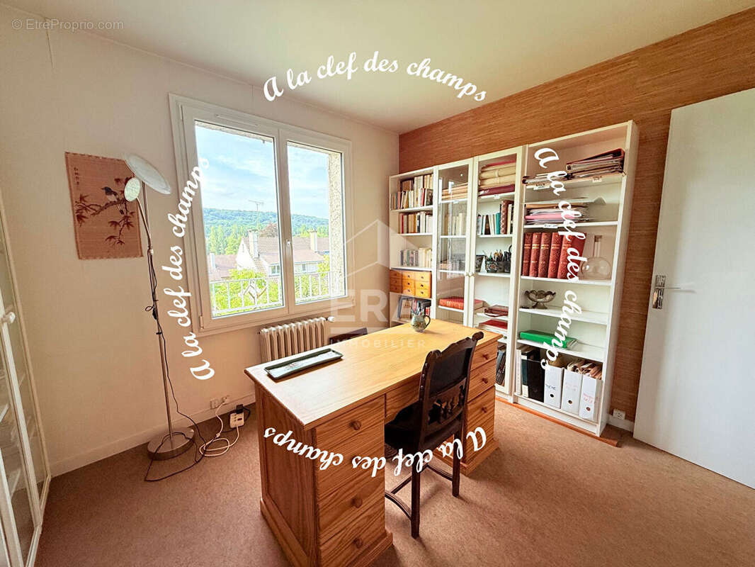 Maison à GIF-SUR-YVETTE