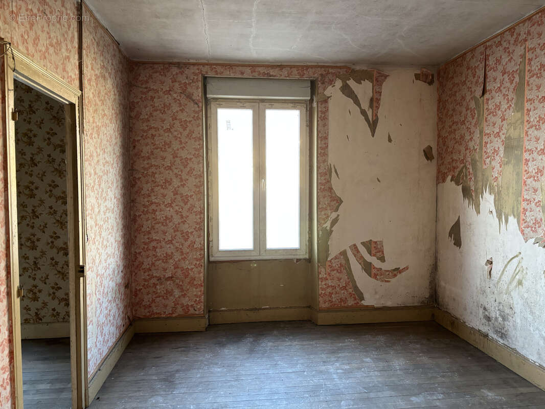 Appartement à SERMAIZE-LES-BAINS