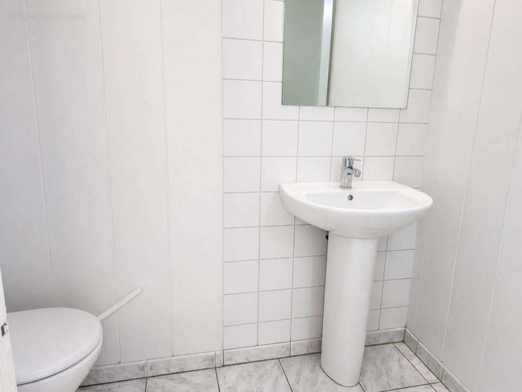 Immeuble de Rapport de 150m2 loué - 7 pièces à Douai - photo 2