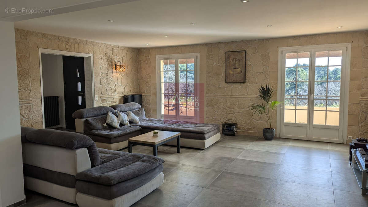 Maison à NIMES