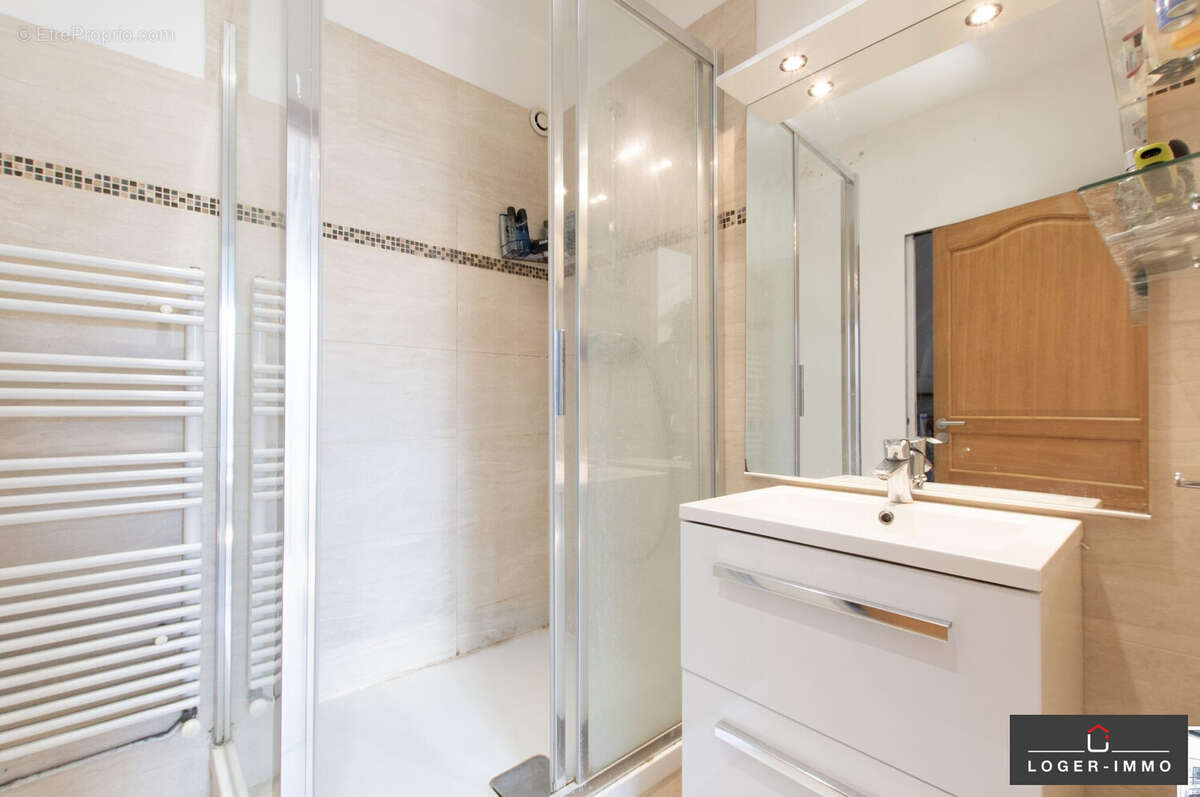 Appartement à NOGENT-SUR-MARNE