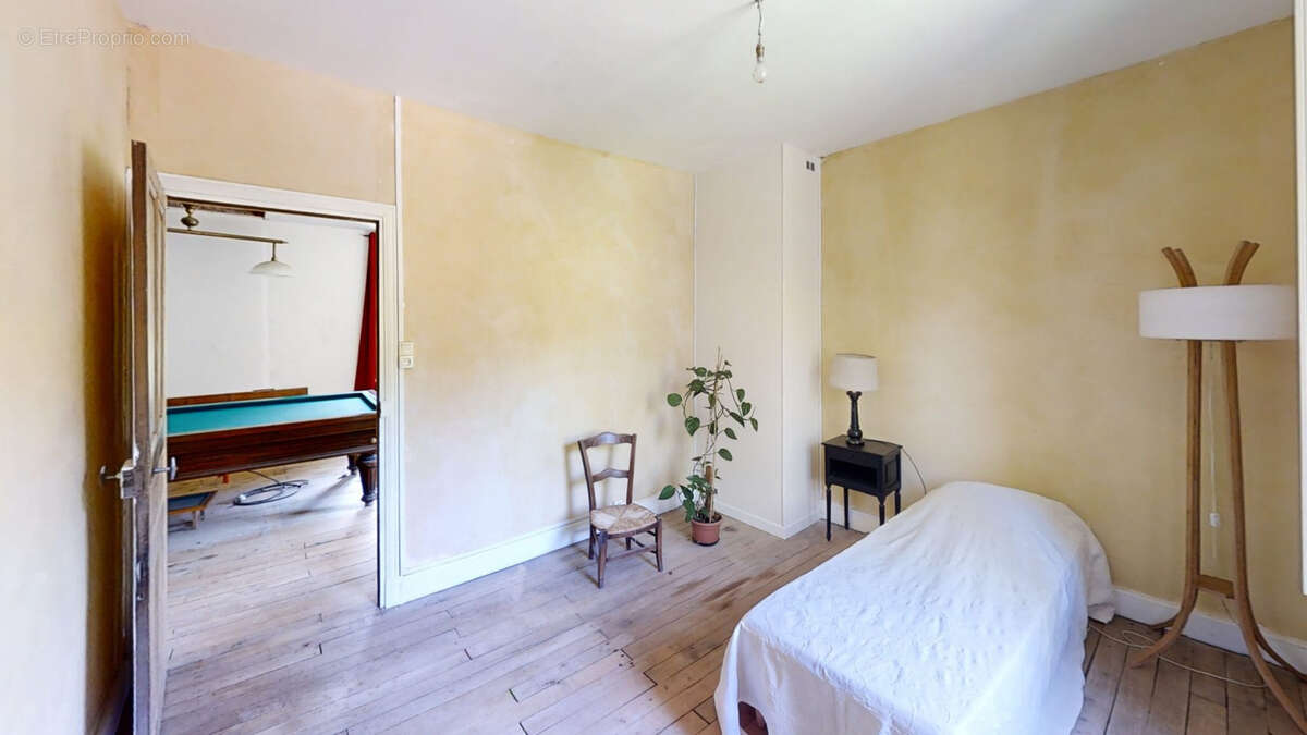 Maison à COURPIERE