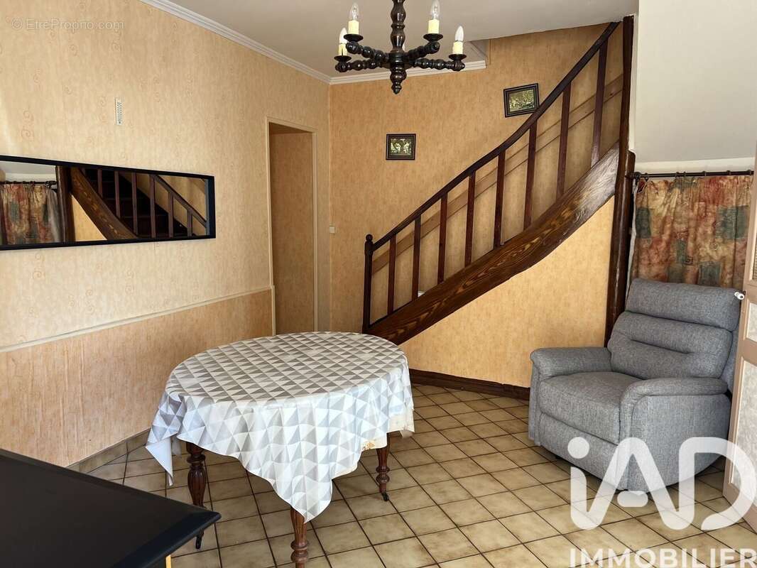 Maison 107 m² à Forges  - photo 5